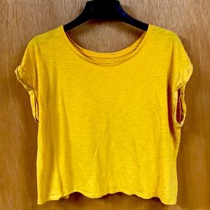 Mustard yellow gap easy tee